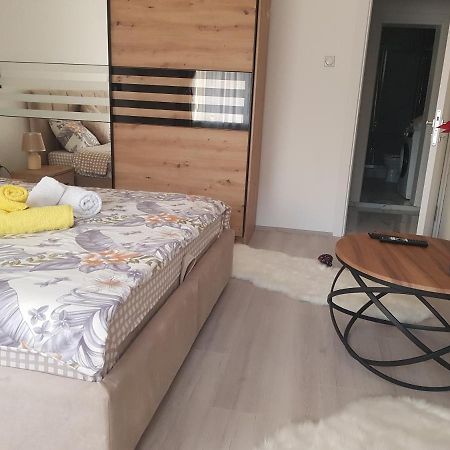 City Diamond Apartment Skopje Ngoại thất bức ảnh
