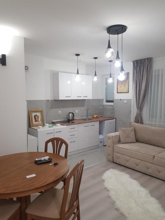 City Diamond Apartment Skopje Ngoại thất bức ảnh