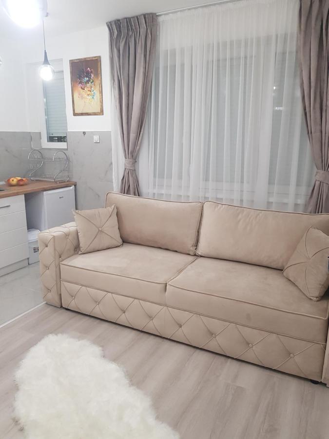 City Diamond Apartment Skopje Ngoại thất bức ảnh