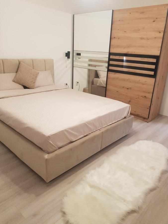 City Diamond Apartment Skopje Ngoại thất bức ảnh