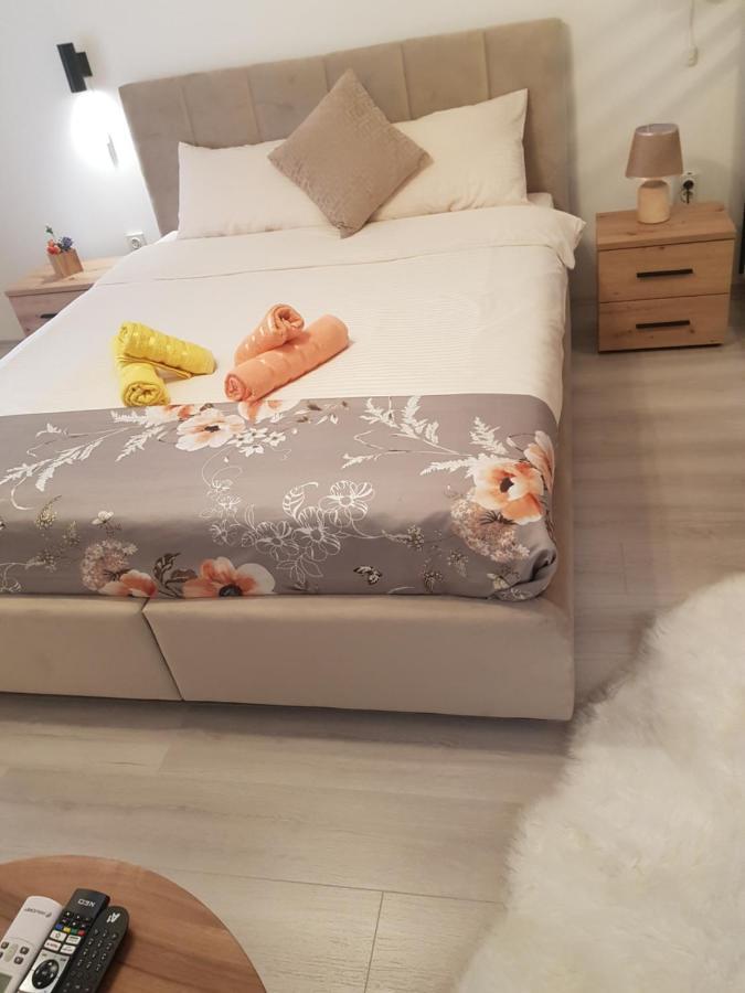 City Diamond Apartment Skopje Ngoại thất bức ảnh